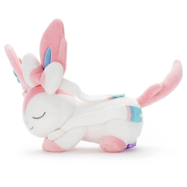 Sleepy Friend Plushie – Sylveon